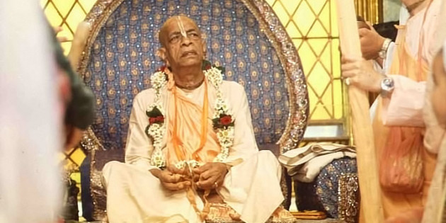 Srila Prabhupada Playing Kartals on Vyassasana at New Vrindavan